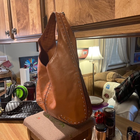 Michael Kors Astor Studded hobo bag (medium) - Picture 10 of 16